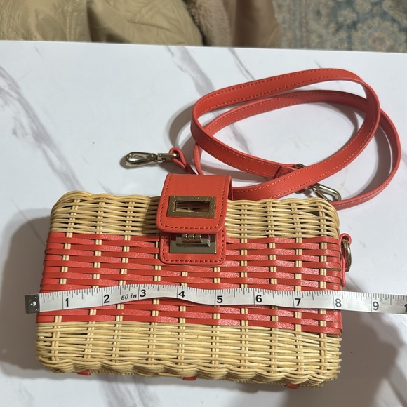 Talobot coral and Tan Woven Rattan Clutch - Picture 3 of 5